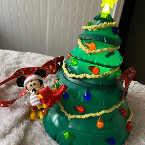 Disney Parks Exclusive Mickey Mouse Green Christmas Lightup Tree Popcorn Bucket - Picture 1 of 7